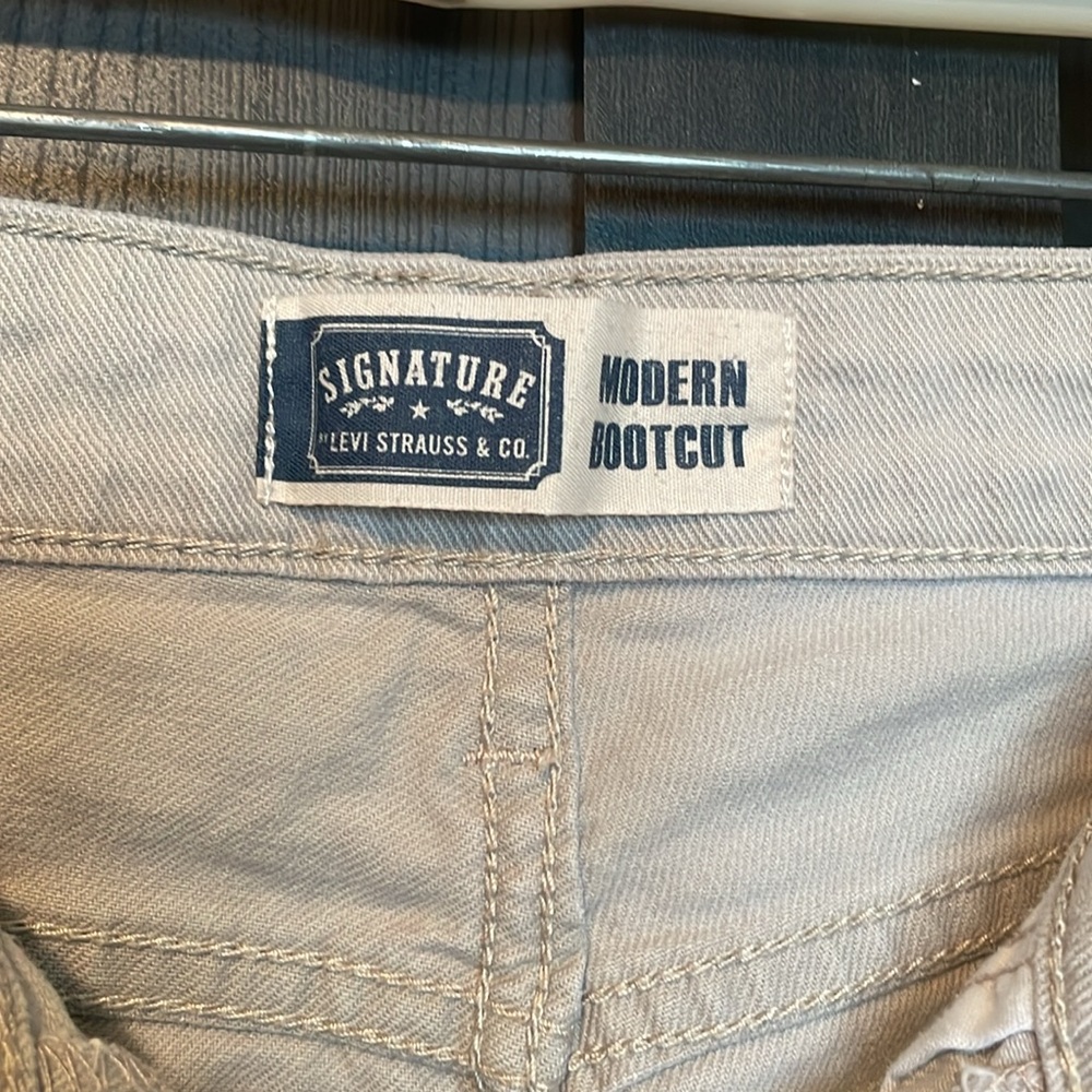 Levi khaki jeans size 8 bootcut - Picture 3 of 5